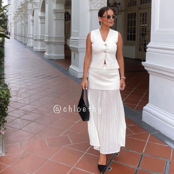 Zara MIXED PLEATED KNIT SKIRT - Picture 3 of 16